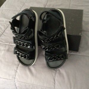 Kendall + Kyle black fabric sandals. Size 7.5M .